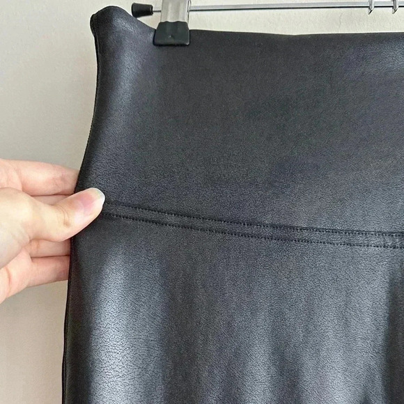 SPANX Faux Leather Leggings, Very Black, Size Medium - Picture 14 of 16